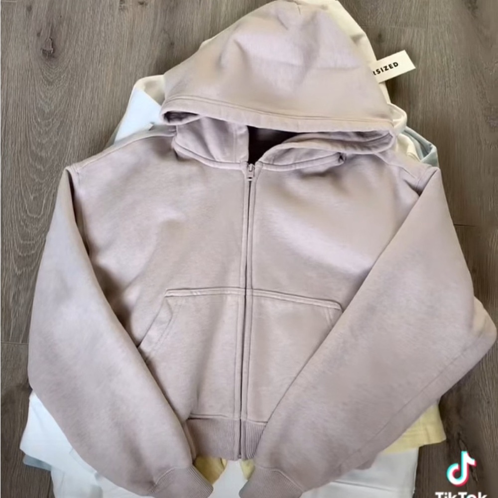 Aritzia TNA Cozy Fleece Boyfriend Boxy Zip